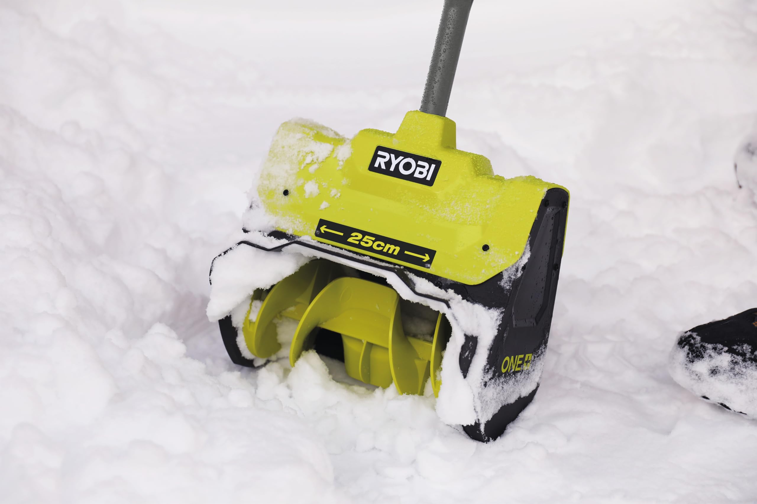 ryobi-one-ry18st25a-0-pelle-neige-25-cm-sans-batterie image 2