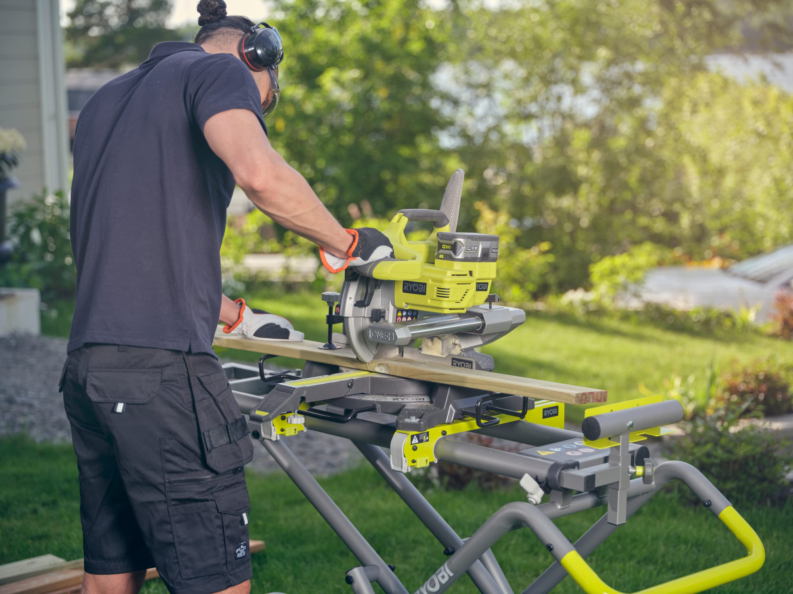ryobi-rlsw01-table-sciage-pliable-279-cm-27-kg-roues image 3