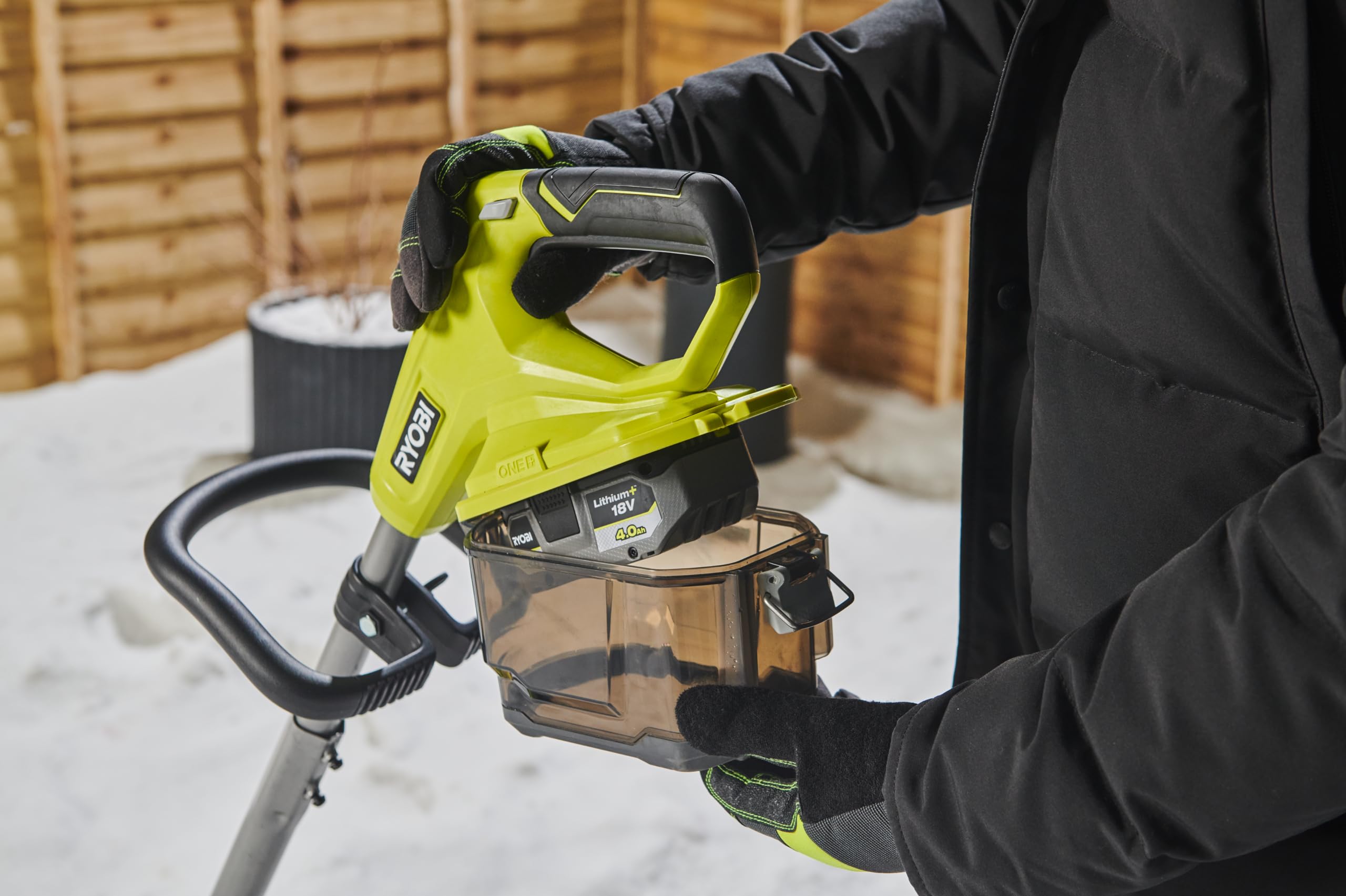 ryobi-one-ry18st25a-0-pelle-neige-25-cm-sans-batterie image 3