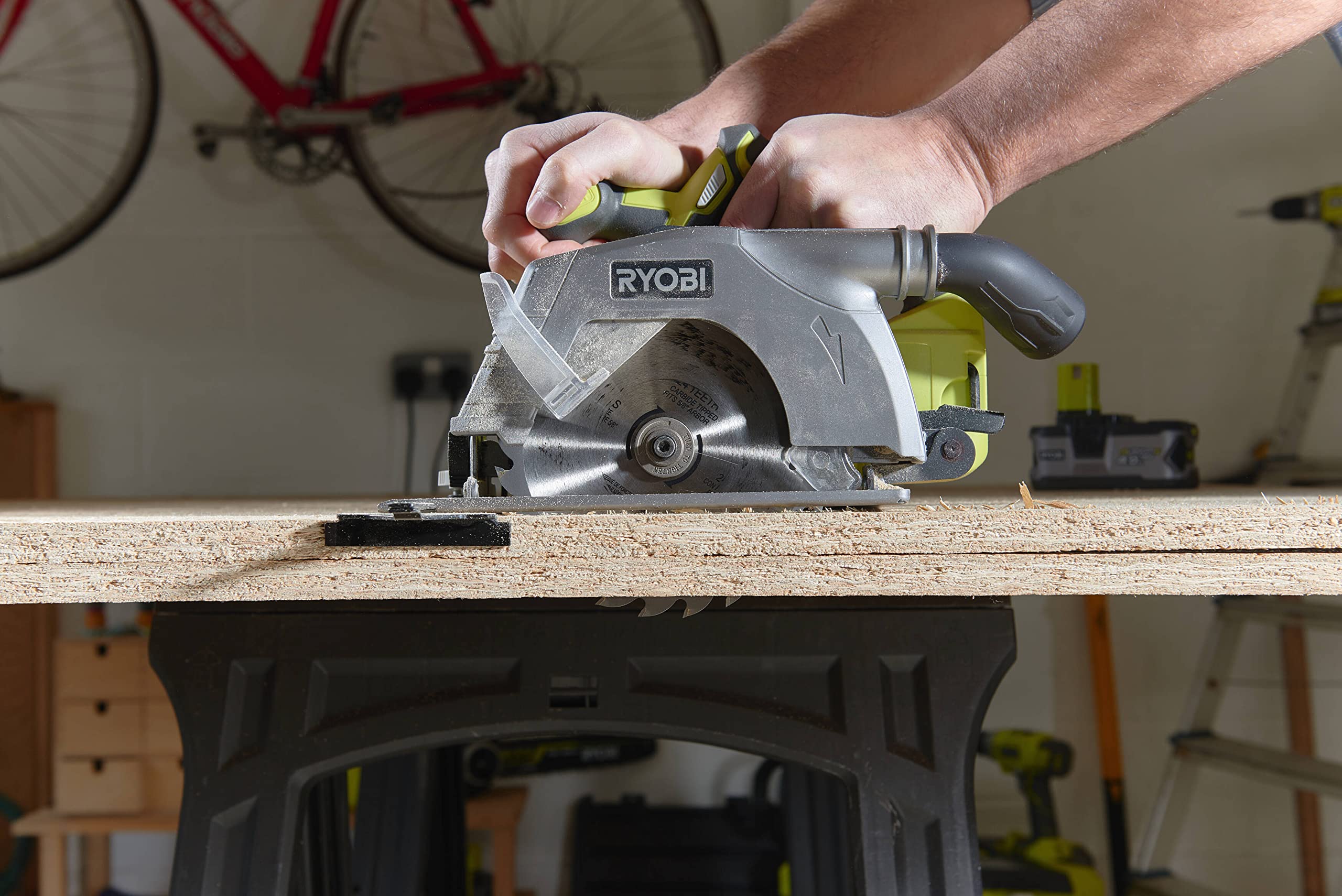 ryobi-one-18v-kit-2-scies-165-mm-2-5-ah-5133004770 image 6