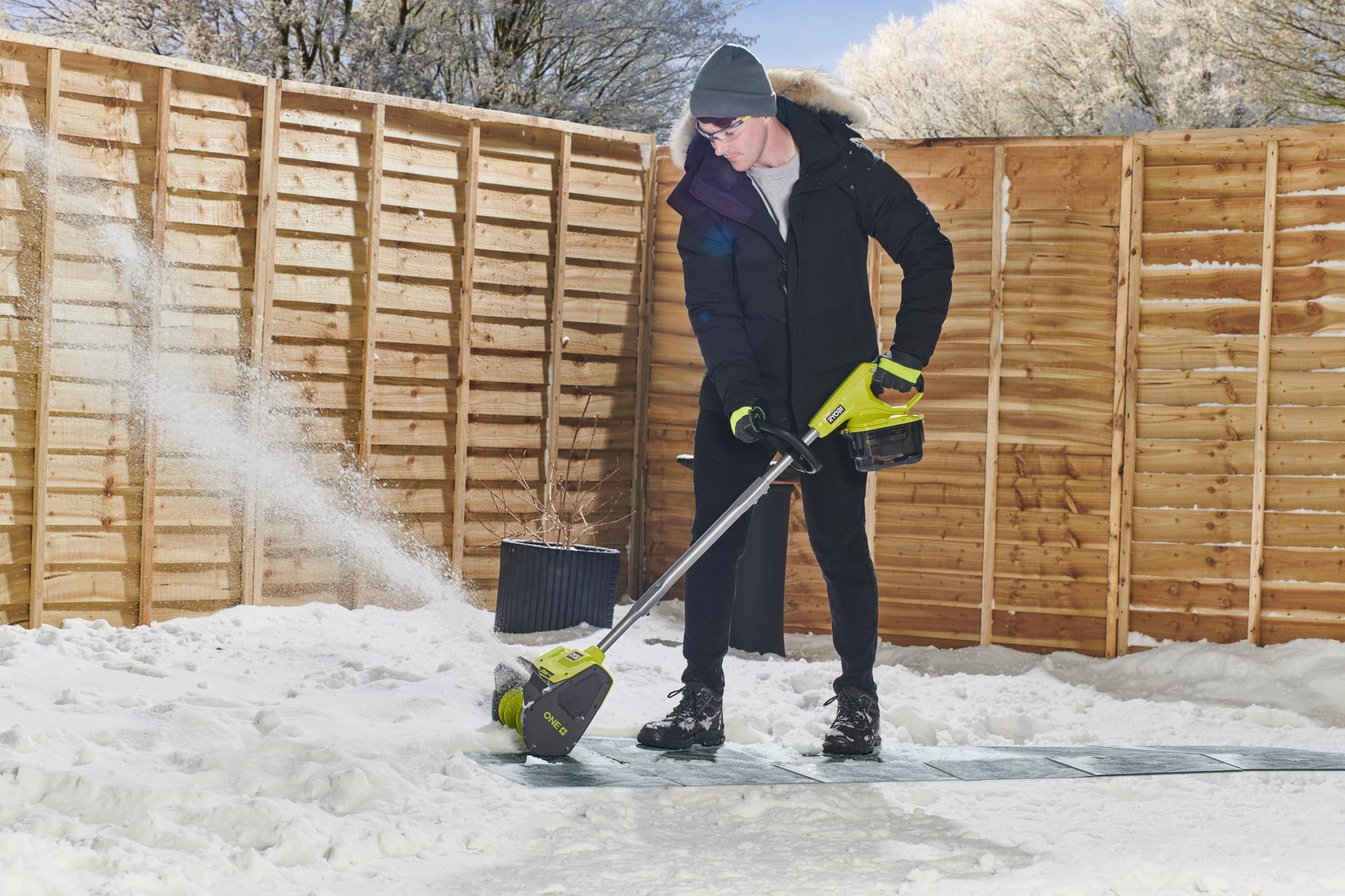 ryobi-one-ry18st25a-0-pelle-neige-25-cm-sans-batterie image 4