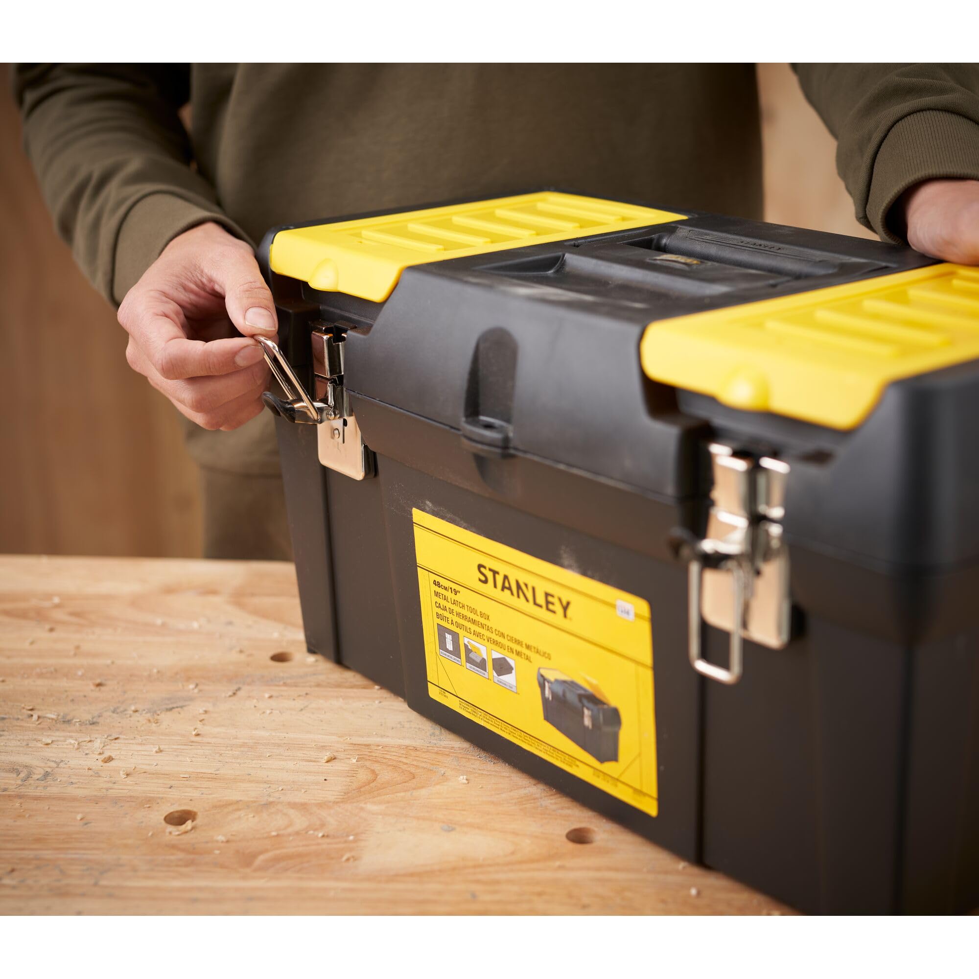 stanley-fatmax-1-92-066-caisse-outils-49-cm-cadenassable-jaune image 7