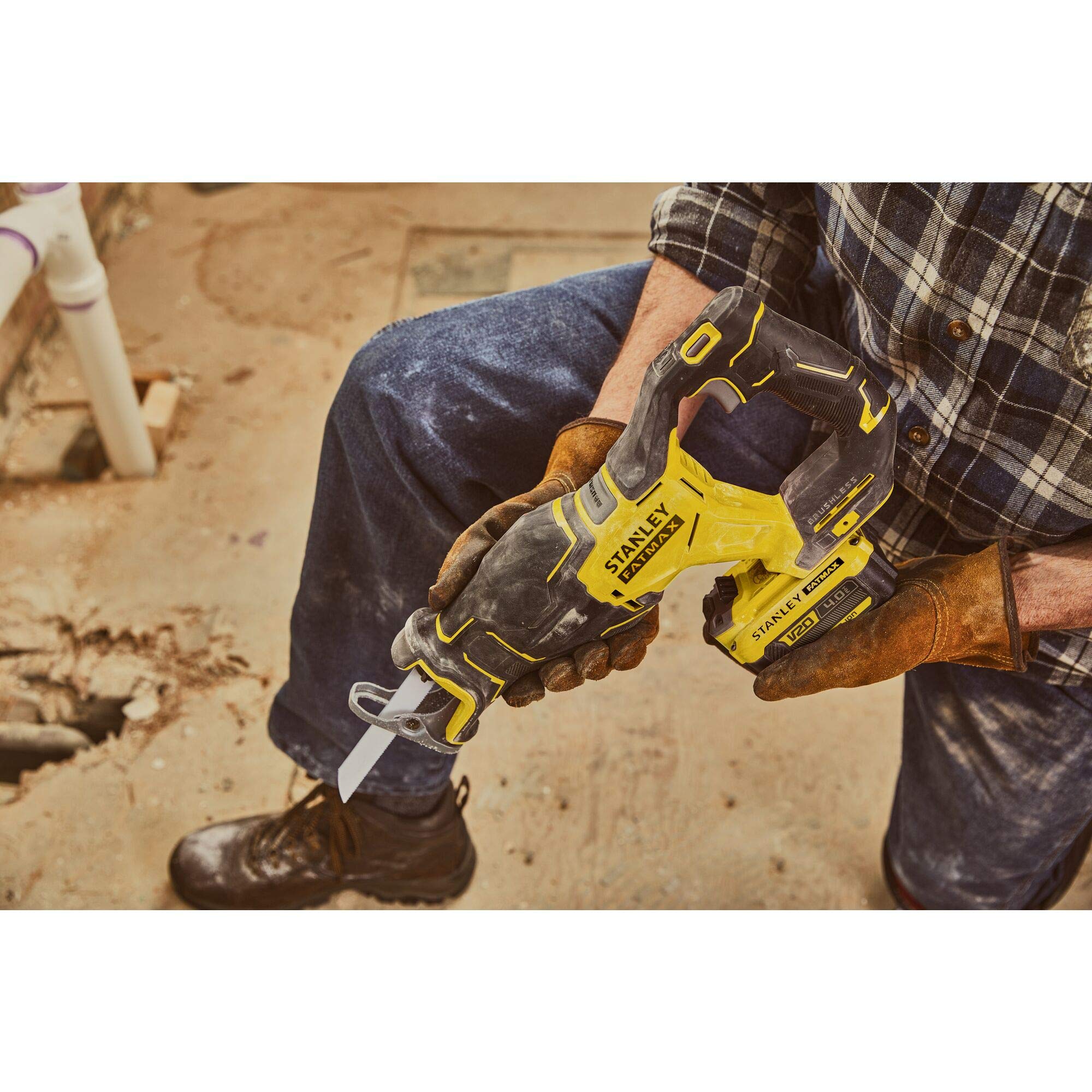stanley-v20-sfmcs310d2k-scie-sabre-18v-brushless-kit image 5