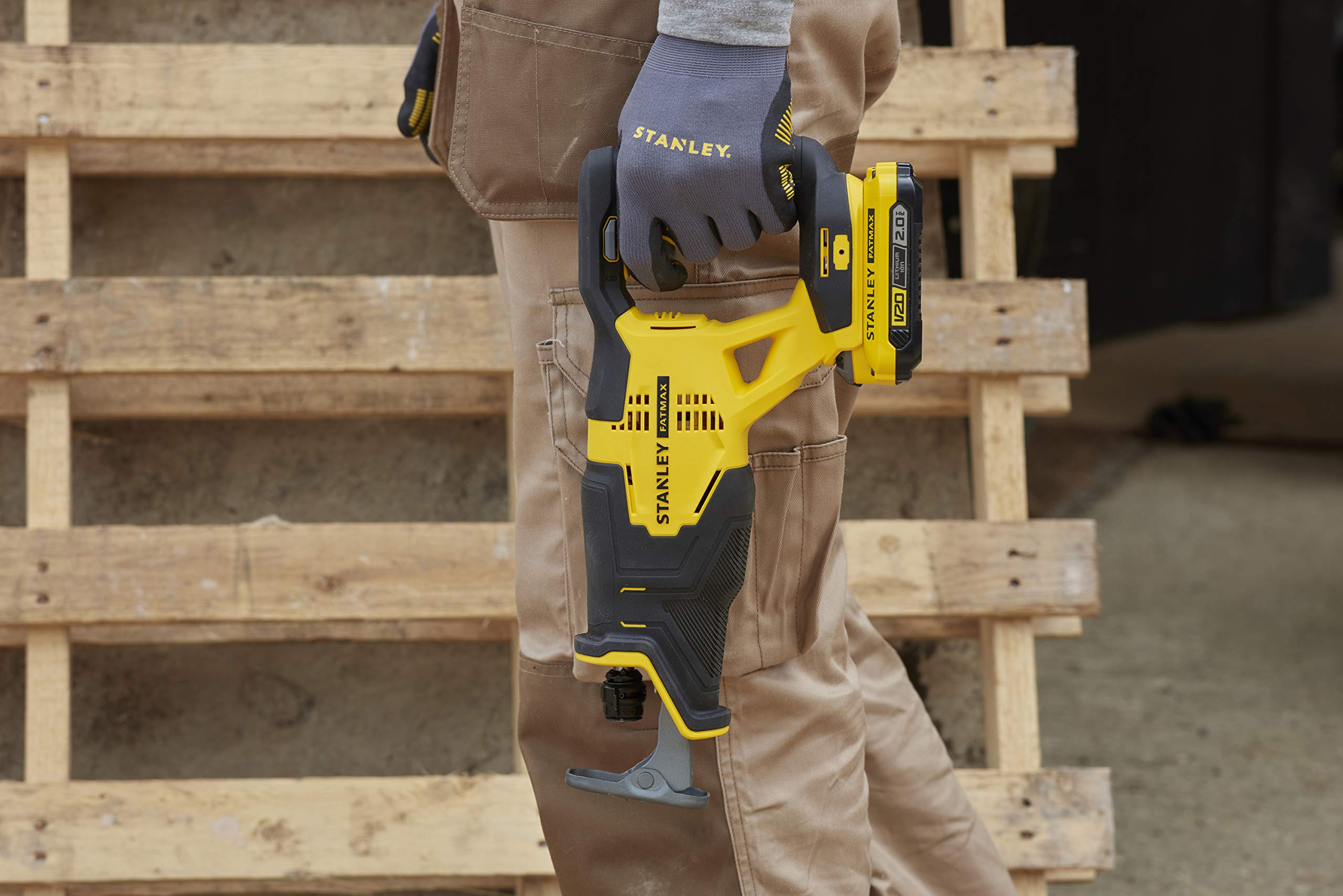 stanley-v20-scie-sabre-18v-2-batteries-2ah-mallette-sfmcs300 image 8