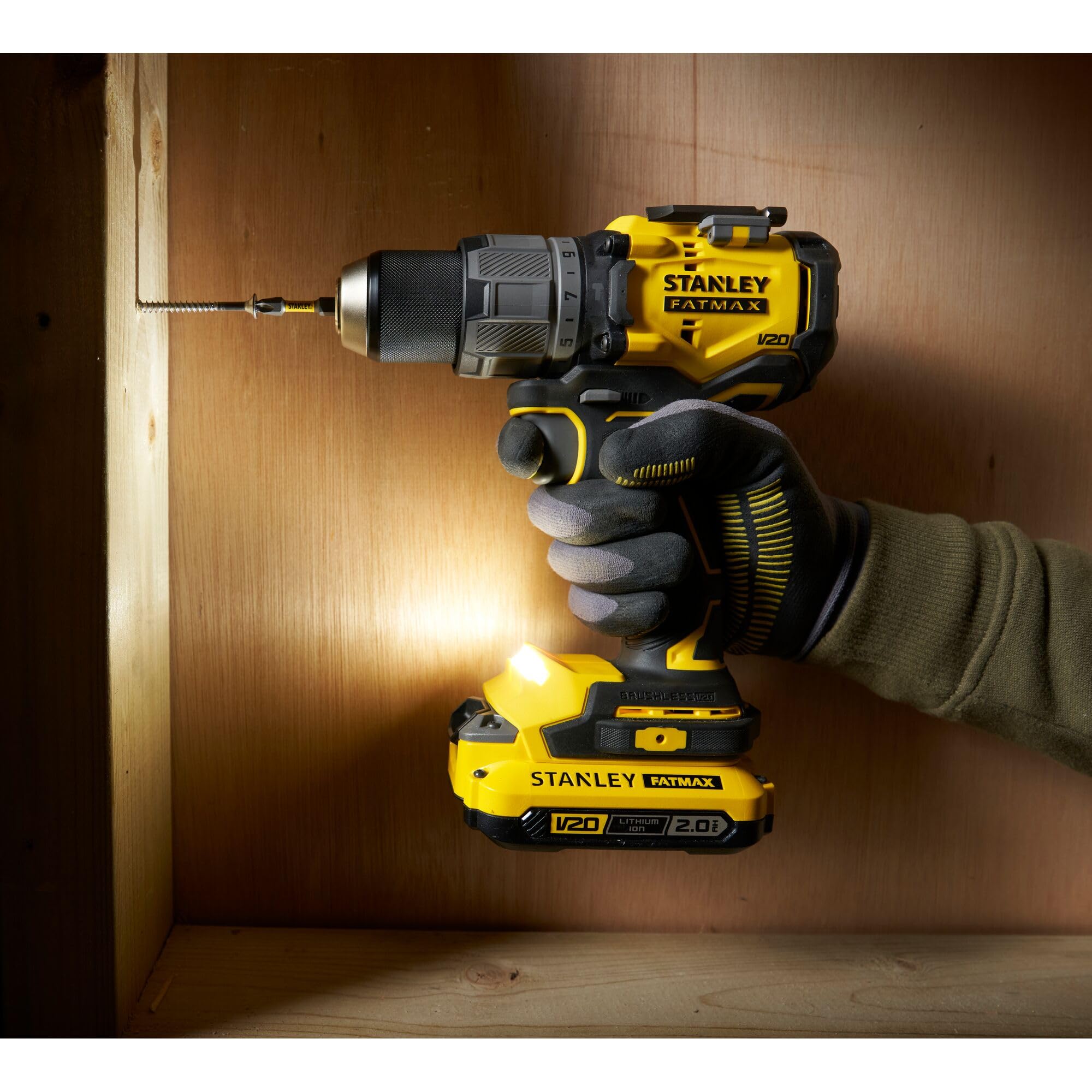 stanley-v20-perceuse-visseuse-percussion-brushless-18v-2x2-0ah-kit image 7