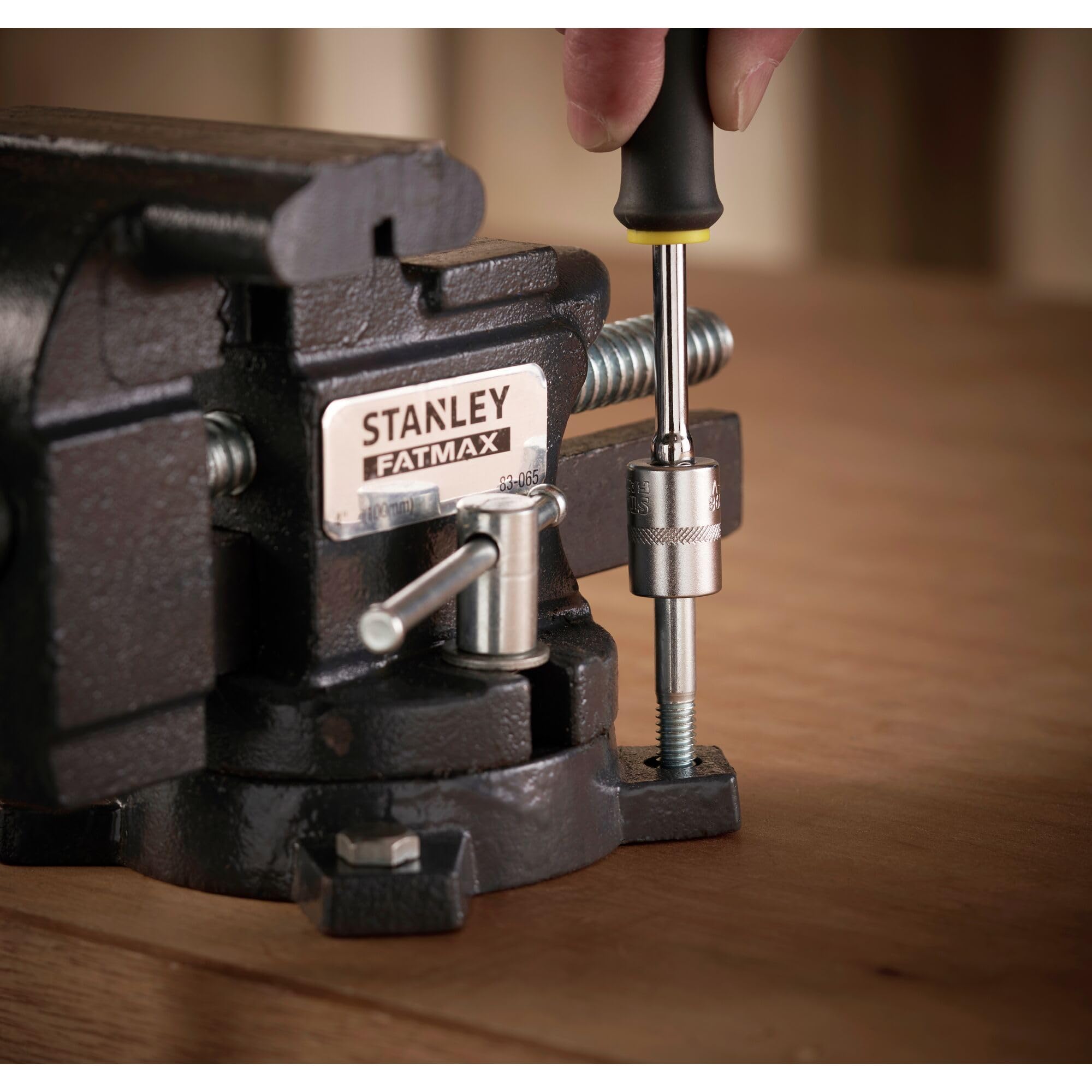 stanley-1-83-065-tau-d-tabli-100-mm-fonte-pivotant image 3