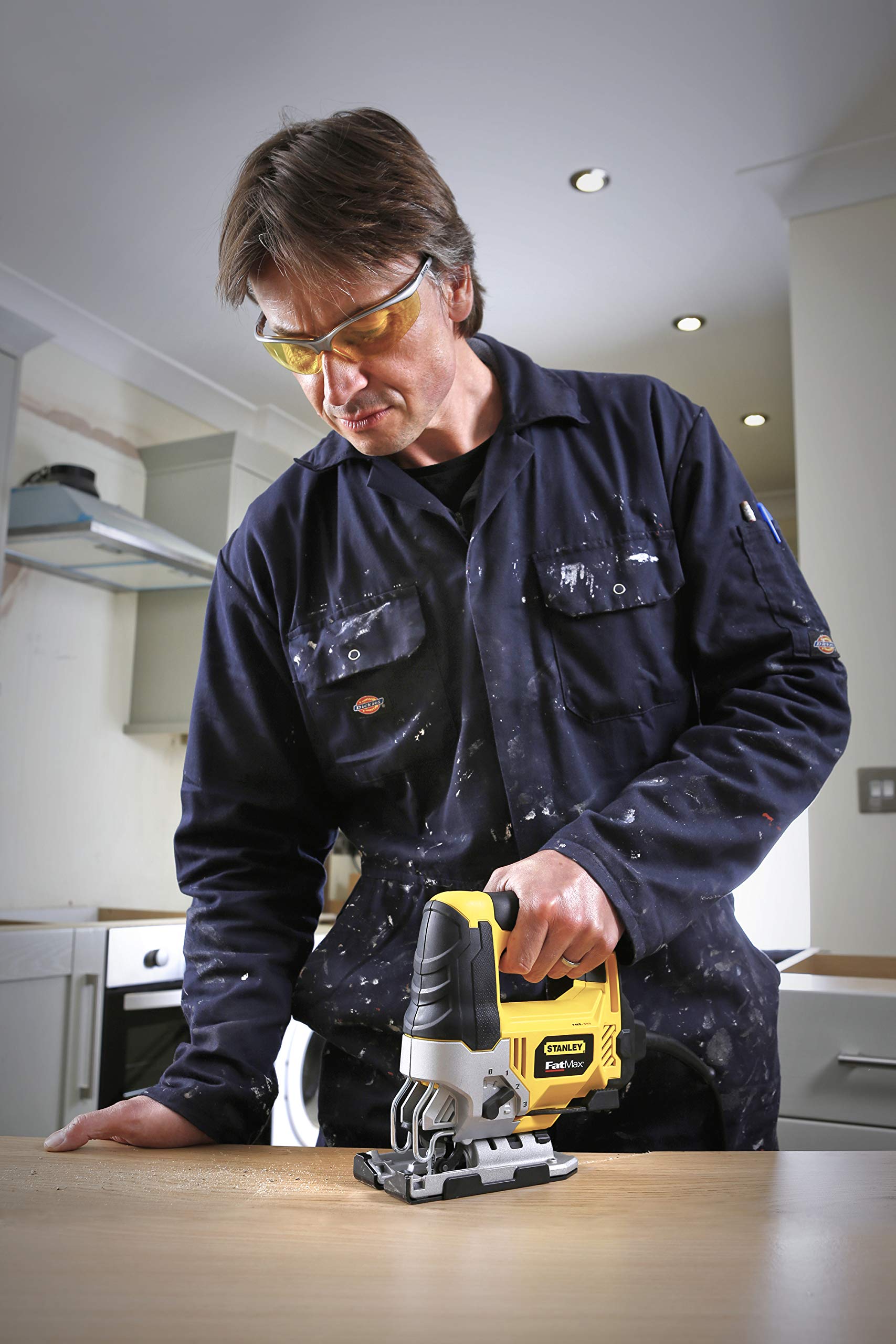 stanley-fatmax-fme340k-scie-sauteuse-filaire-710-w-coffret image 5