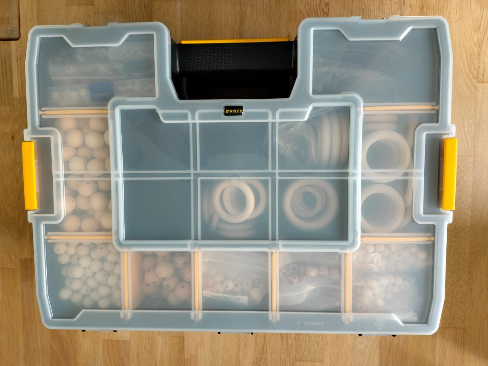 Douze cases remplies