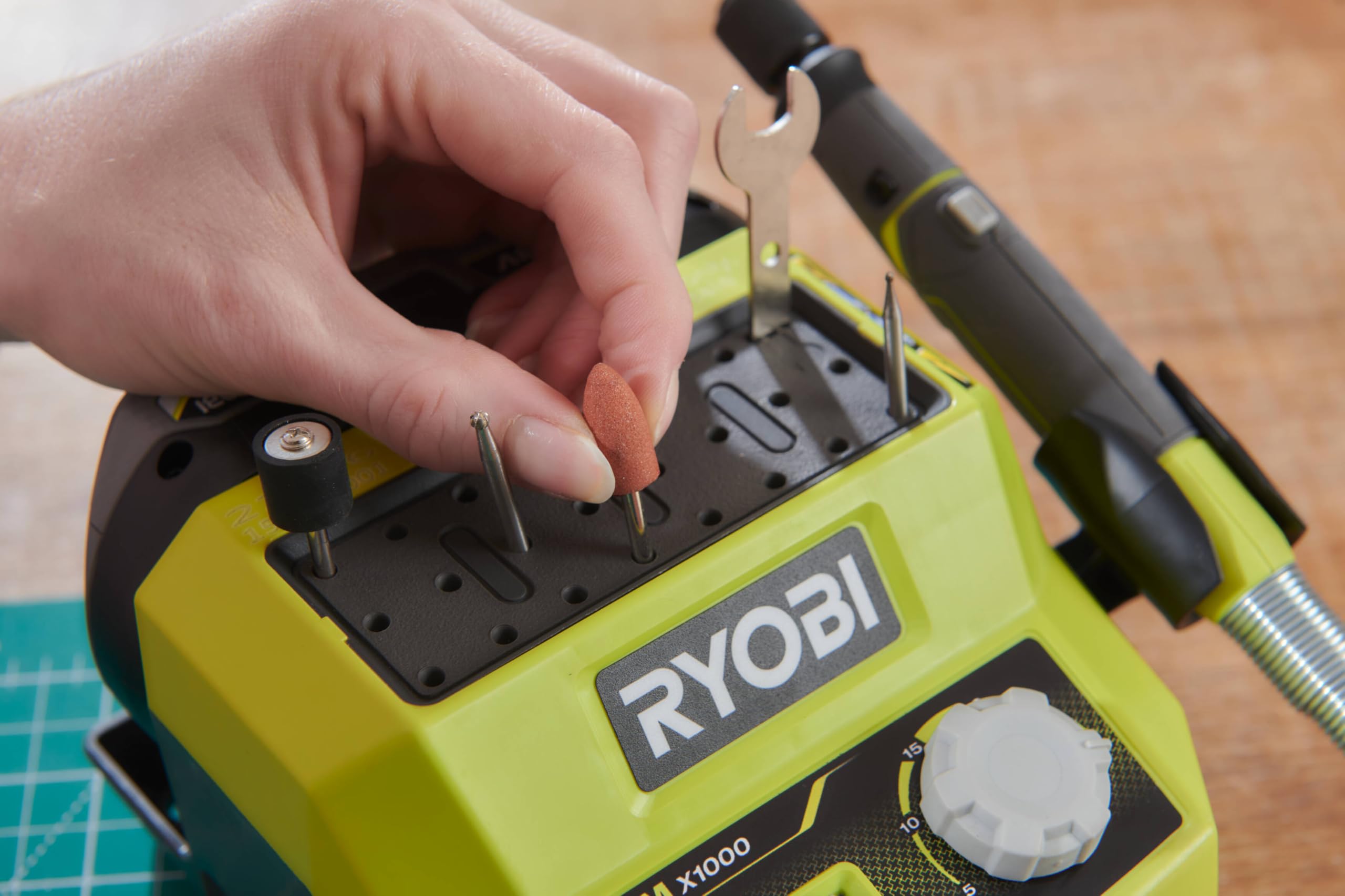 ryobi-rrts18-0a35-one-outil-rotatif-18v-35-accessoires image 4