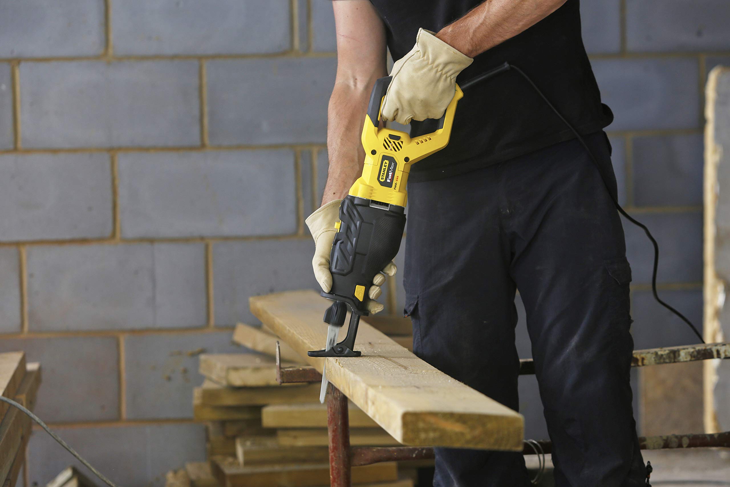 stanley-fatmax-fme365k-scie-sabre-1050w-28mm image 4
