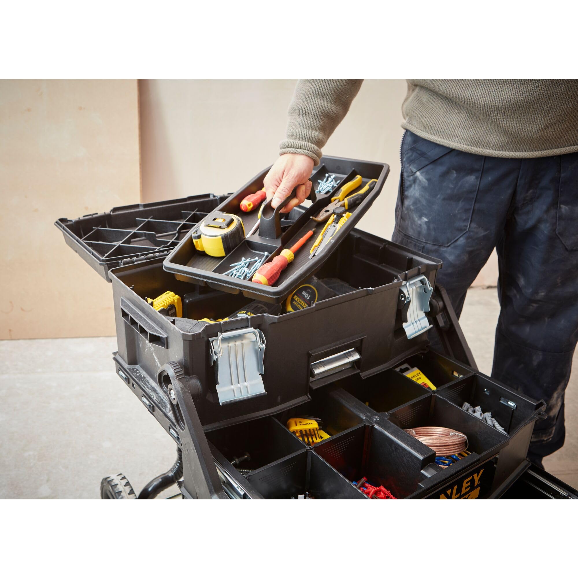 stanley-fatmax-1-94-210-servante-atelier-cantilever-roues image 4