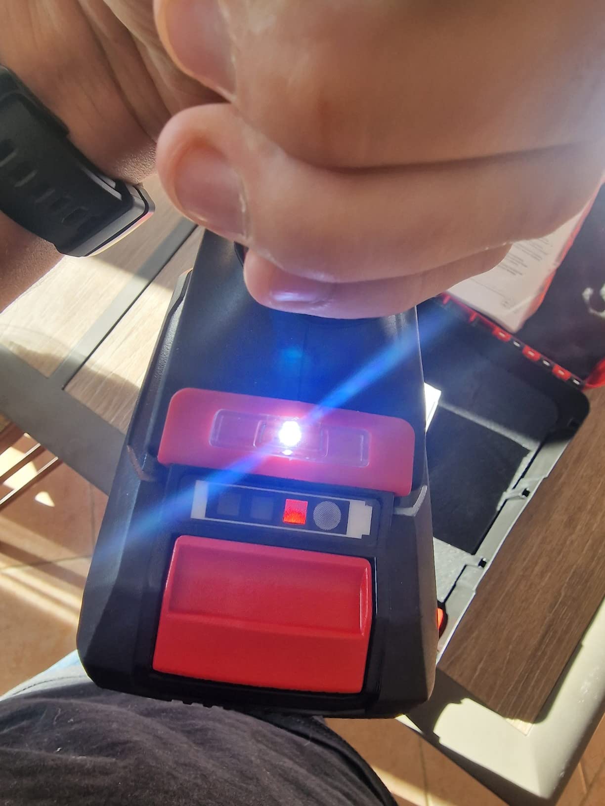 Batteries incluses