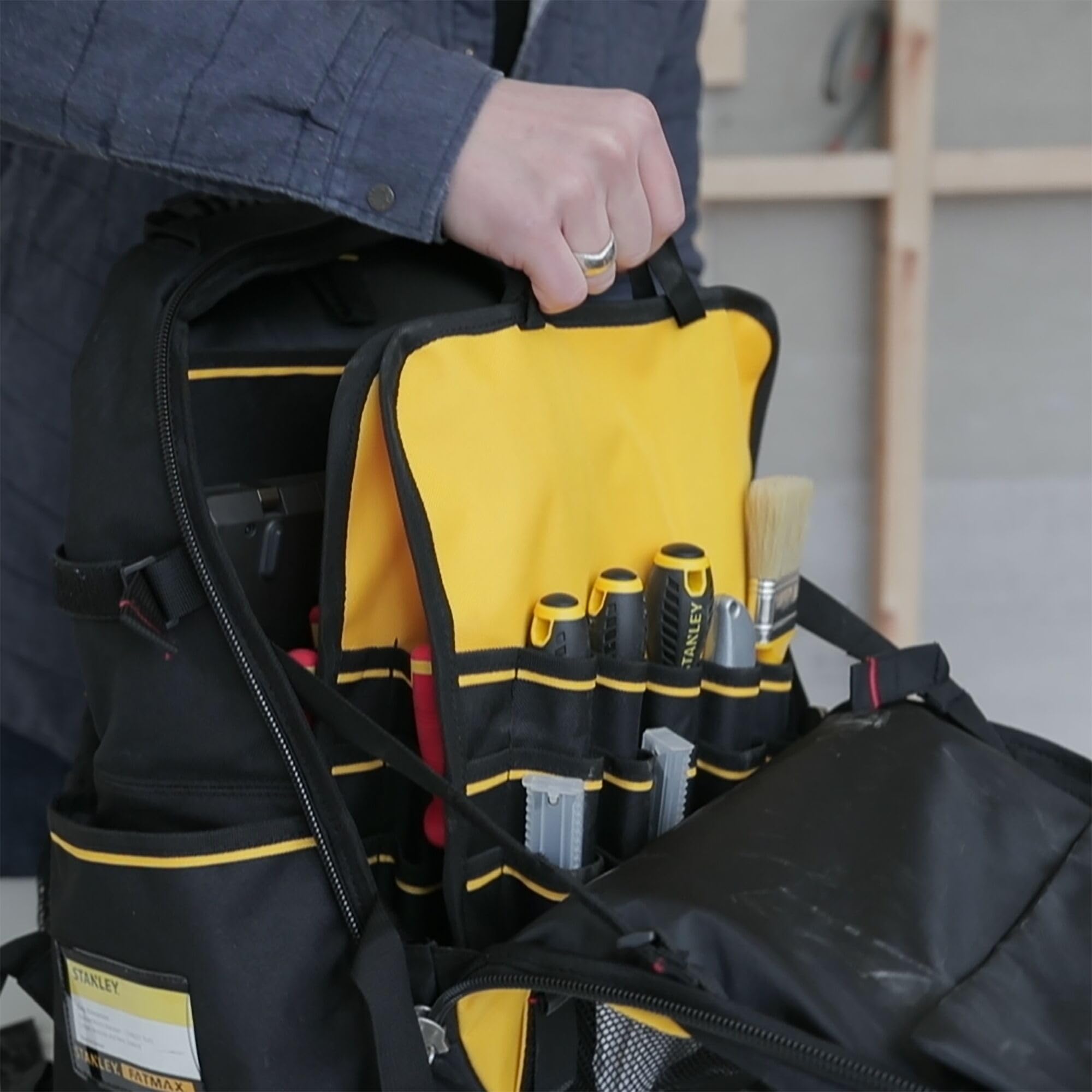 stanley-fatmax-1-95-611-sac-dos-porte-outils-robuste image 7