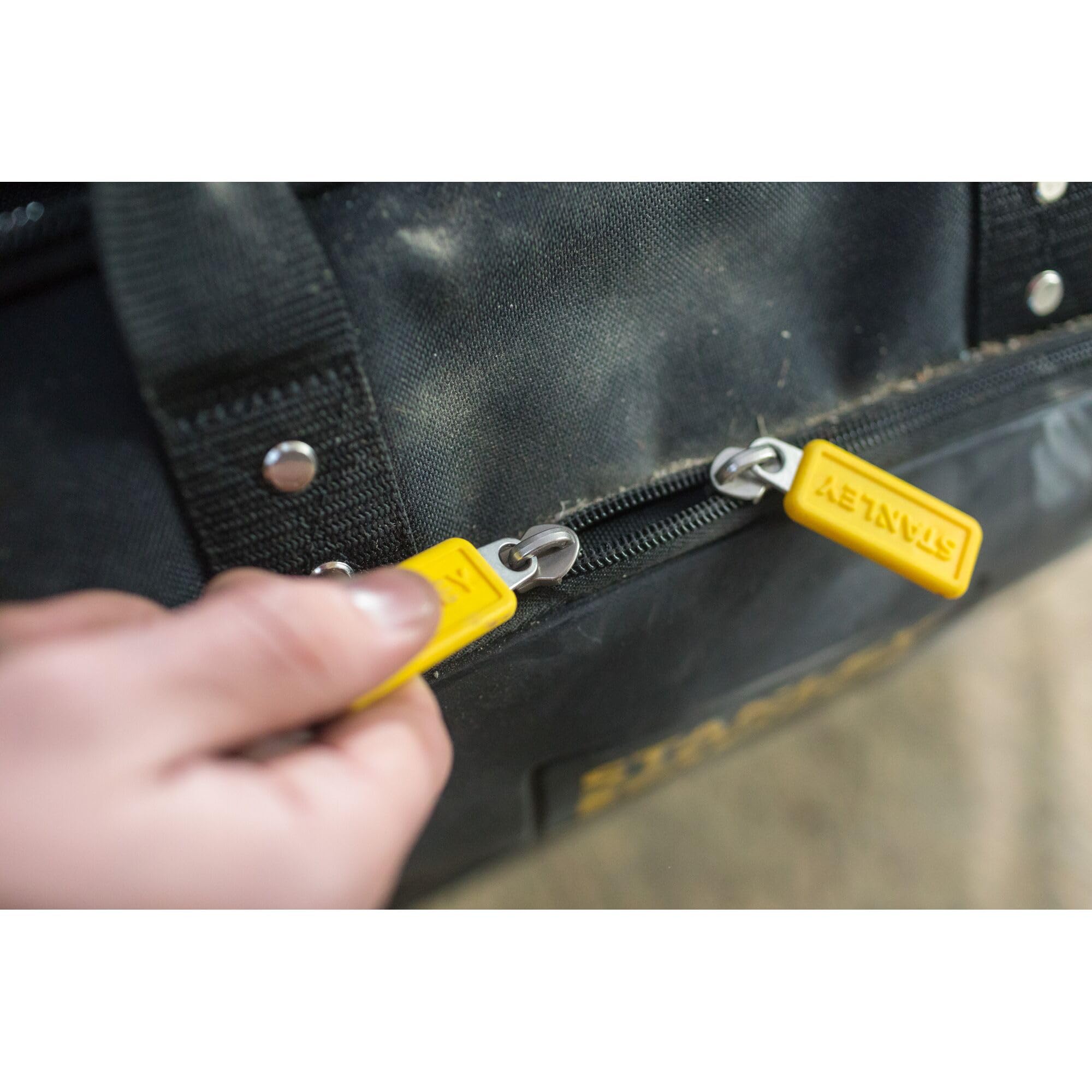stanley-fatmax-fmst1-80144-sac-dos-outils-base-rigide image 7