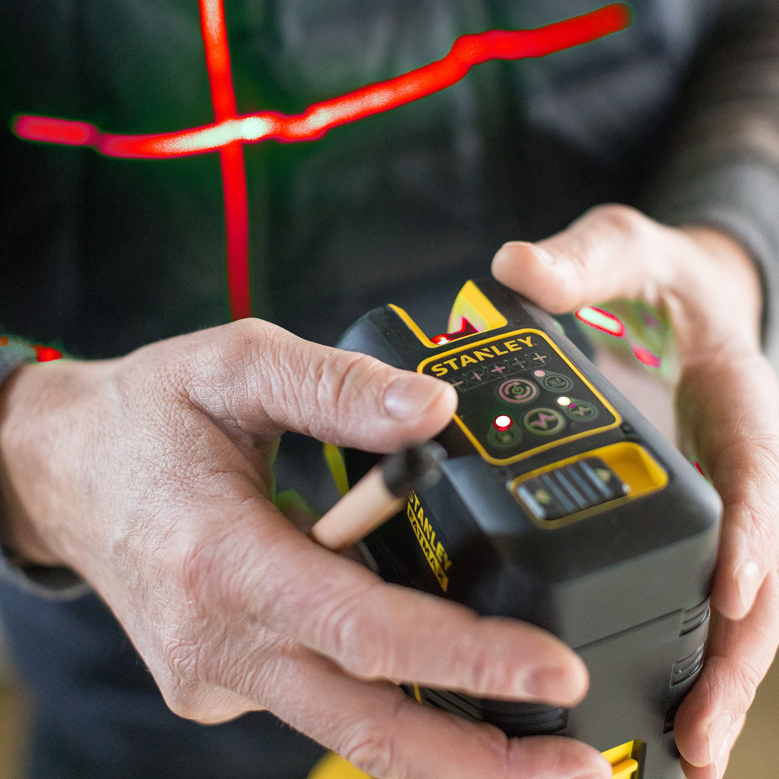 stanley-fatmax-fmht1-77414-niveau-laser-croix-rouge-2-points image 6