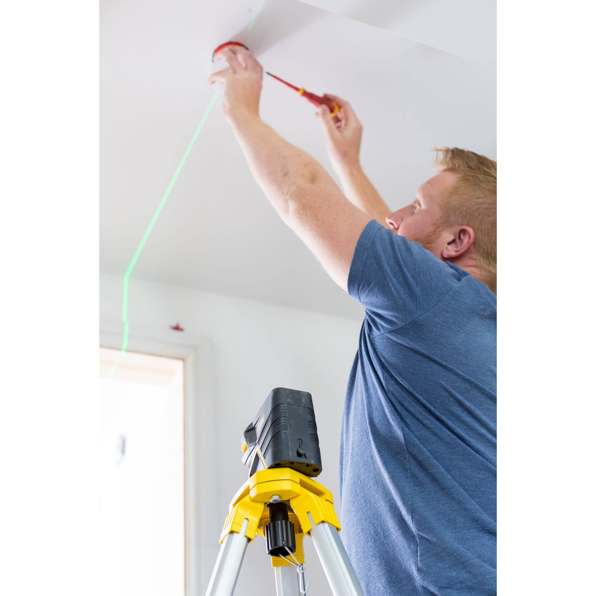 stanley-fatmax-fmht77598-1-niveau-laser-vert-croix-5-points image 6